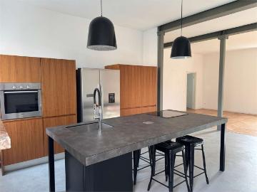 Rent a 10 rooms villa in Chiasso Flatfox