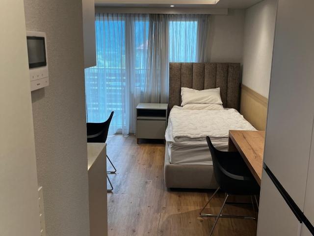 Rent a 1 room apartment in Valens Flatfox