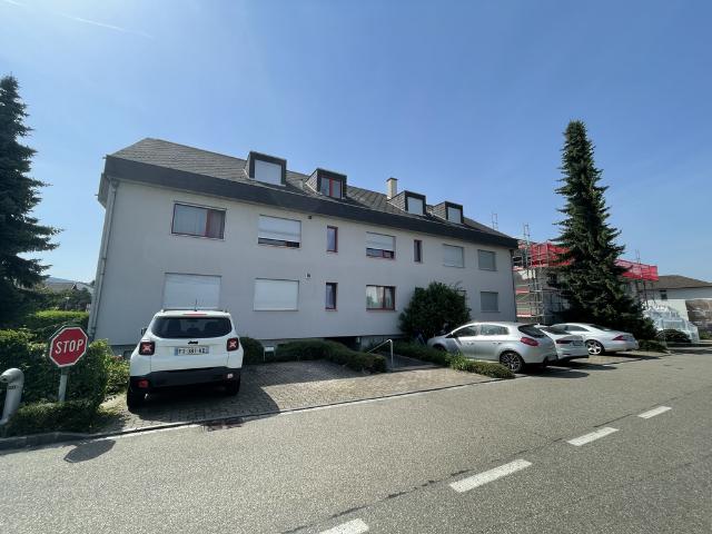 Rent a 1 room roof flat in Ettingen Flatfox
