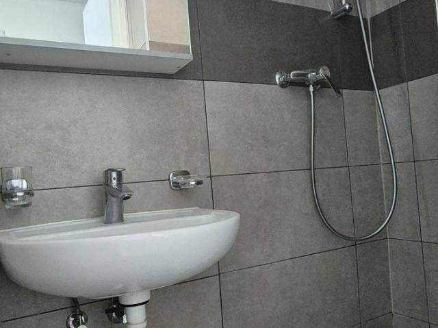 Rent a 1 room studio in Genève Flatfox