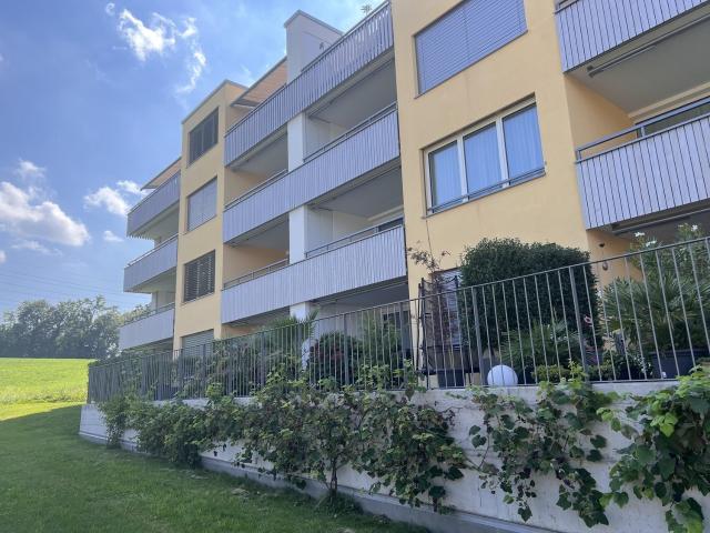 Rent a 1 ½ rooms apartment in Mönchaltorf Flatfox