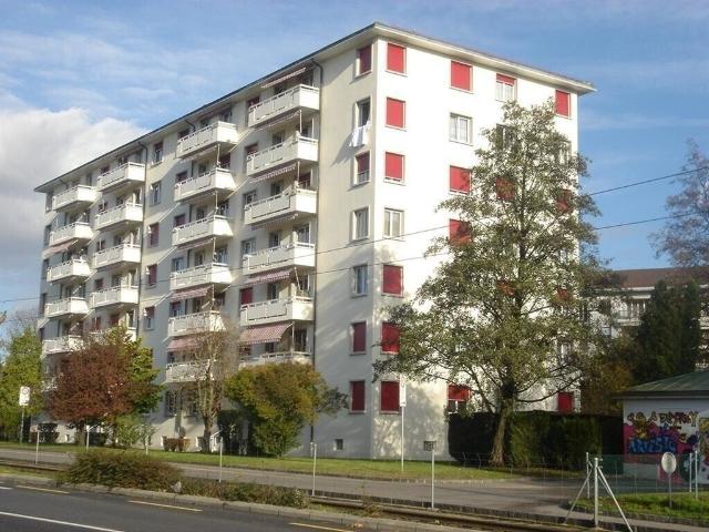 Rent a 2 rooms apartment in Chavannes Renens Flatfox