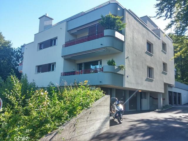 Rent a 2 ½ rooms apartment in Adliswil Flatfox