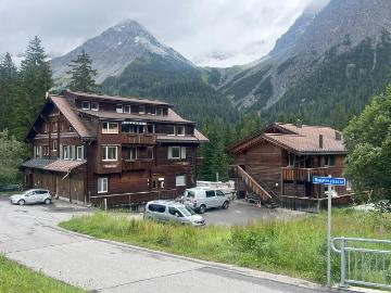 Rent a 2 rooms apartment in Arosa Flatfox