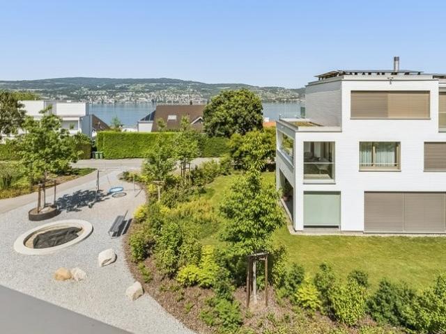 Rent a 2 ½ rooms apartment in Au ZH Flatfox