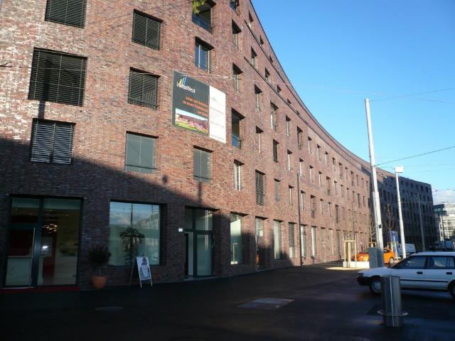 Rent a 2 ½ rooms apartment in Basel Flatfox