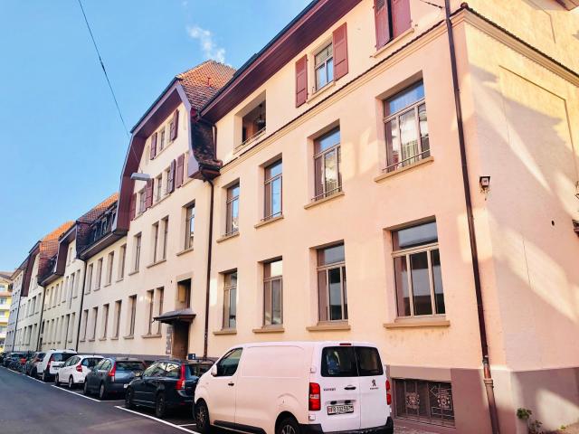 Rent a 2 rooms apartment in Biel Flatfox