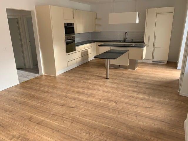 Rent a 2 ½ rooms apartment in Biel Flatfox