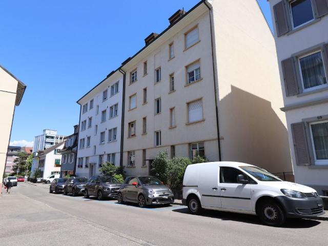 Rent a 2 rooms apartment in Binningen Flatfox