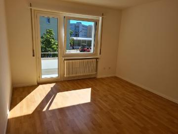 Rent a 2 ½ rooms apartment in Brügg Flatfox