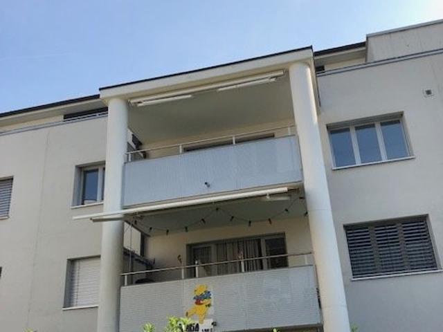 Rent a 2 ½ rooms apartment in Brunnen Flatfox