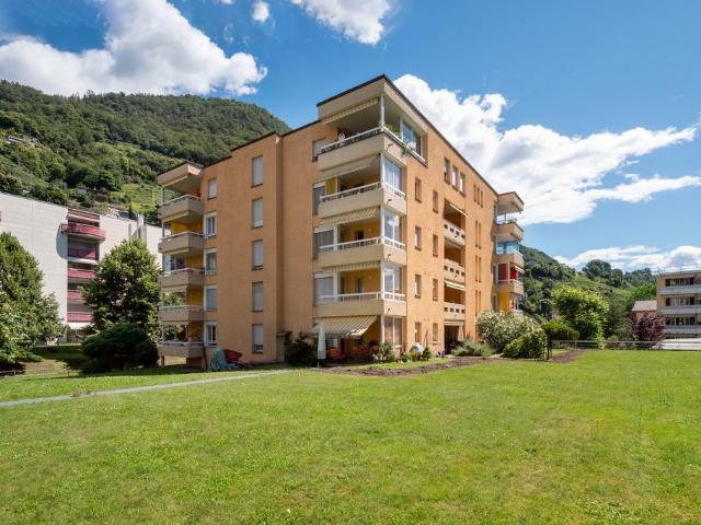 Rent a 2 ½ rooms apartment in Gordola Flatfox