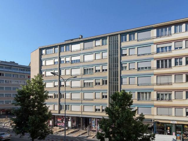 Rent a 2 ½ rooms apartment in Genève Flatfox