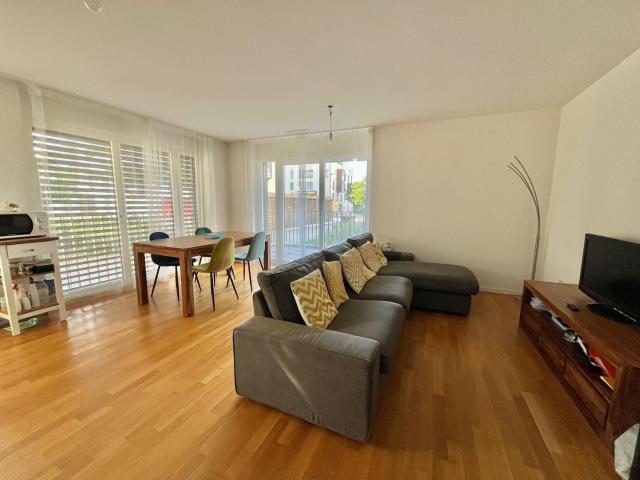 Rent a 2 ½ rooms apartment in Gland Flatfox