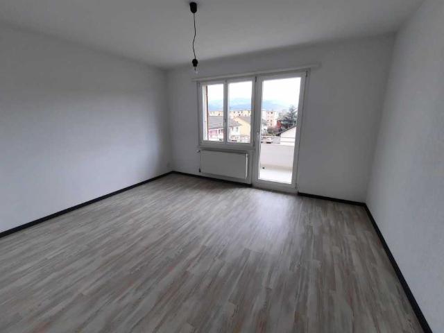 Rent a 2 ½ rooms apartment in Delémont Flatfox