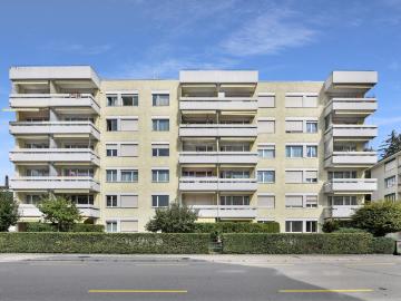 Rent a 2 ½ rooms apartment in Dietikon Flatfox