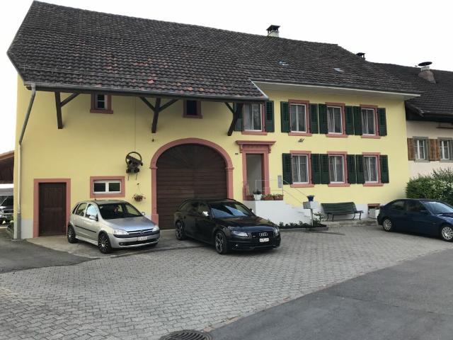 Rent a 2 ½ rooms apartment in Kaisten Flatfox
