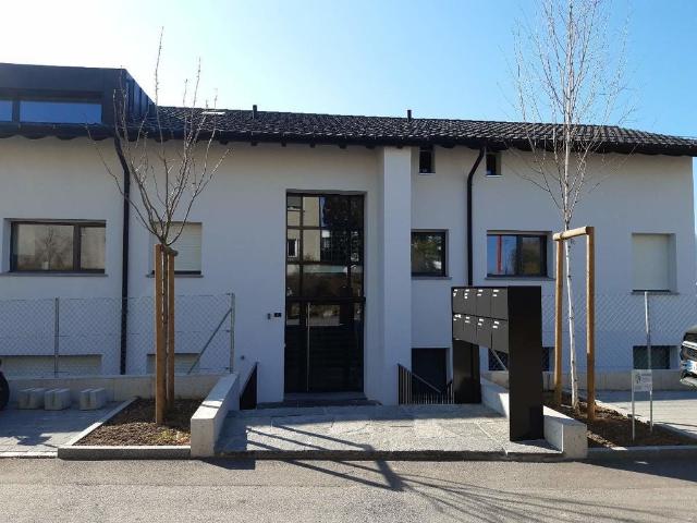 Rent a 2 ½ rooms apartment in Kilchberg ZH Flatfox