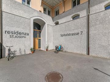 Rent a 2 ½ rooms apartment in Ilanz Flatfox