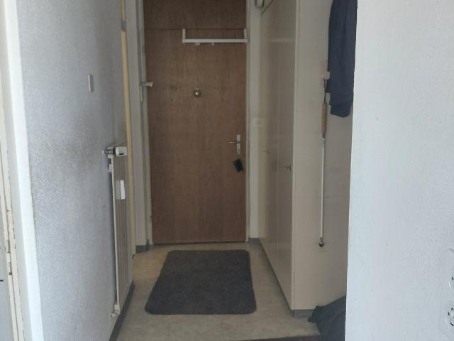 Rent a 2 ½ rooms apartment in Jona Flatfox
