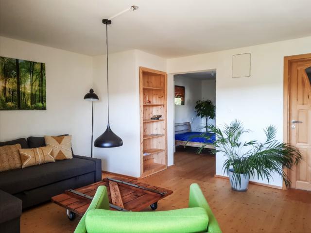 Rent a 2 ½ rooms apartment in Jeuss Flatfox