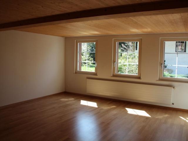 Rent a 2 ½ rooms apartment in Oberwil bei Zug Flatfox