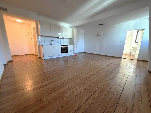 Rent a 2 ½ rooms apartment in Laufen Flatfox