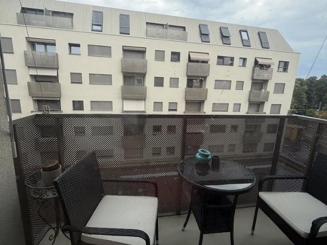 Rent a 2 rooms apartment in Lausanne Flatfox