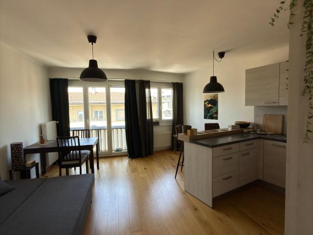 Rent a 2 rooms apartment in Lausanne Flatfox