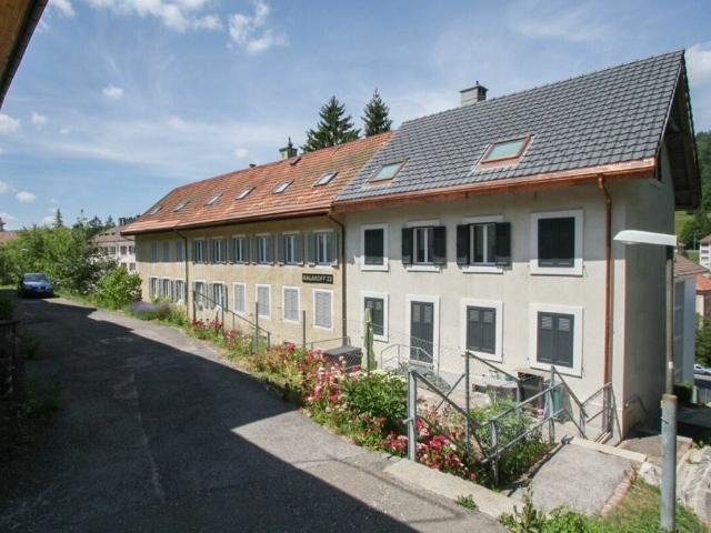 Rent a 2 rooms apartment in Le Locle Flatfox