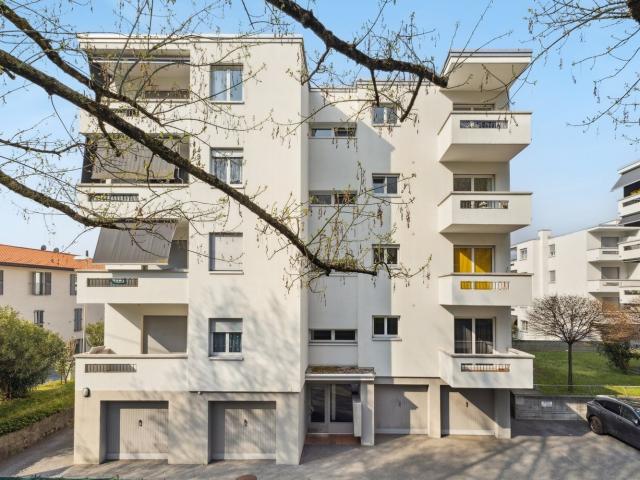 Rent a 2 ½ rooms apartment in Lugano Flatfox