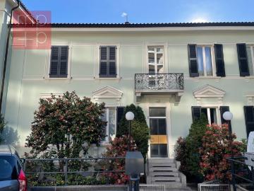 Rent a 2 ½ rooms apartment in Lugano Flatfox