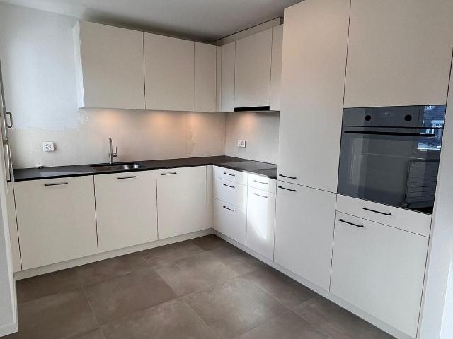 Rent a 2 ½ rooms apartment in Lyss Flatfox