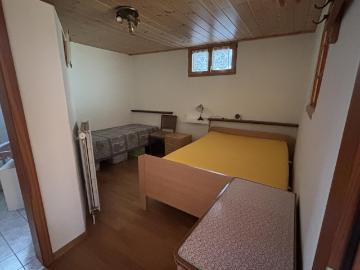 Rent a 2 rooms apartment in Mollens Flatfox