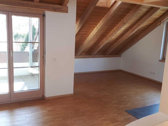 Rent a 2 ½ rooms apartment in Maur Flatfox