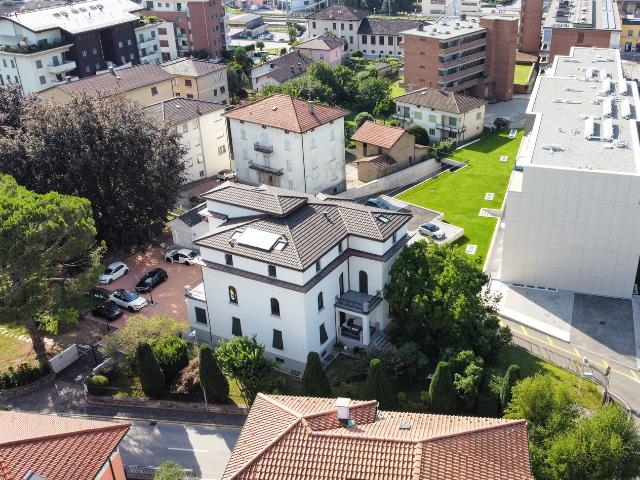 Rent a 2 ½ rooms apartment in Mendrisio Flatfox