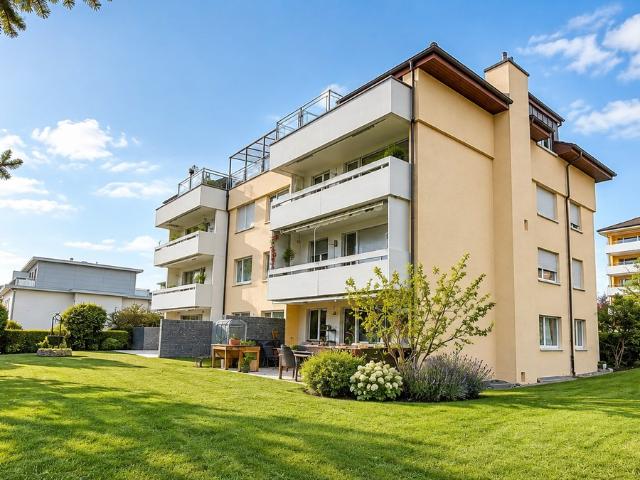 Rent a 2 ½ rooms apartment in Schwerzenbach Flatfox