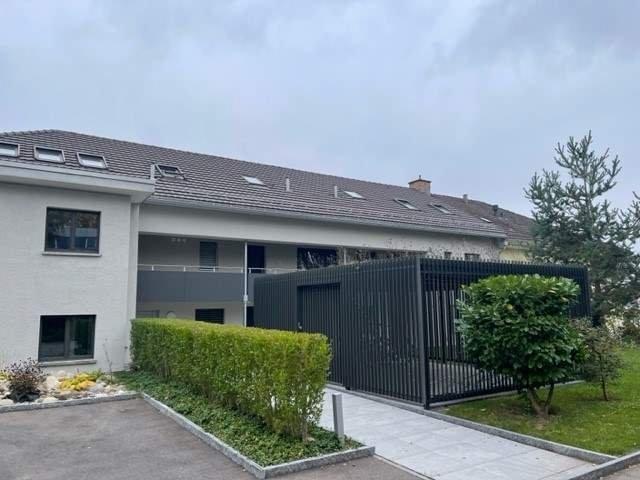 Rent a 2 ½ rooms apartment in Seuzach Flatfox