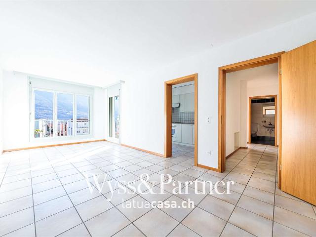 Rent a 2 ½ rooms apartment in Sementina Flatfox