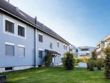 Rent a 2 ½ rooms apartment in Subingen Flatfox