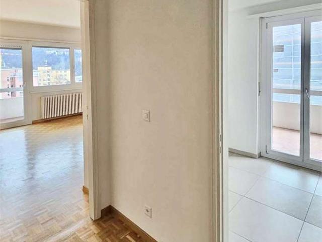 Rent a 2 ½ rooms apartment in Pregassona Flatfox