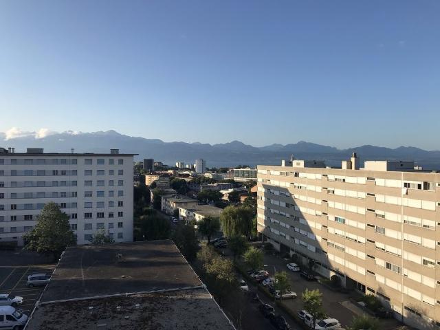 Rent a 2 rooms apartment in Prilly Flatfox