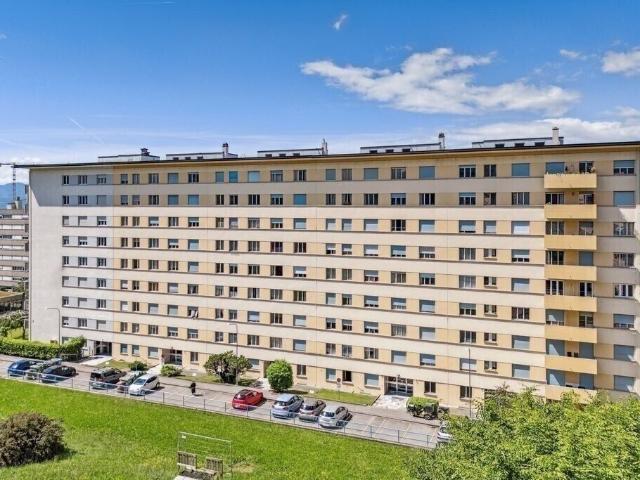 Rent a 2 ½ rooms apartment in Prilly Flatfox