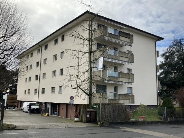 Rent a 2 ½ rooms apartment in Prilly Flatfox