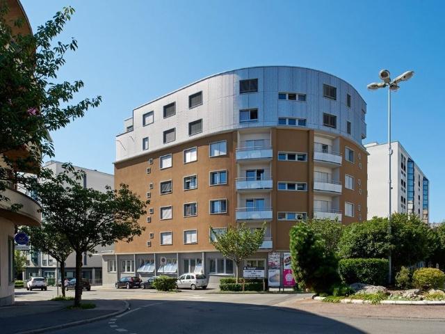 Rent a 2 ½ rooms apartment in Renens VD Flatfox