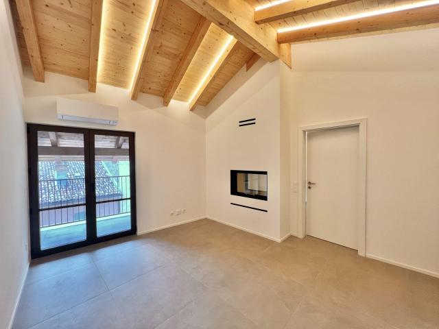 Rent a 2 ½ rooms apartment in Riva San Vitale Flatfox