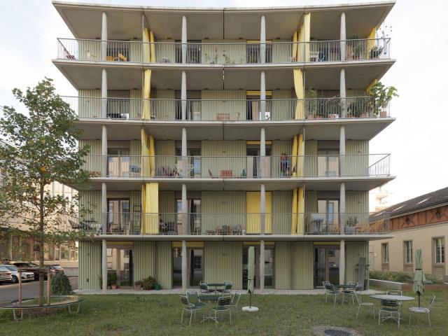 Rent a 2 ½ rooms apartment in Windisch Flatfox