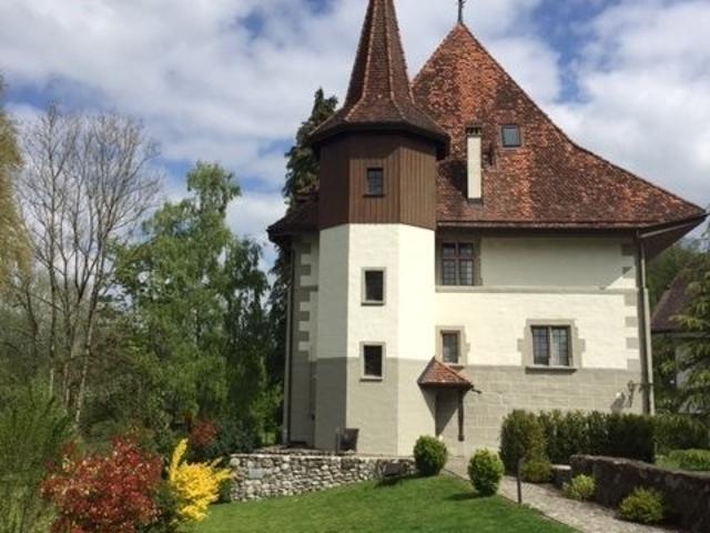 Rent a 2 ½ rooms apartment in Wünnewil Flatfox