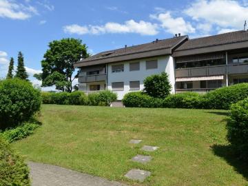 Rent a 2 ½ rooms apartment in Uster Flatfox
