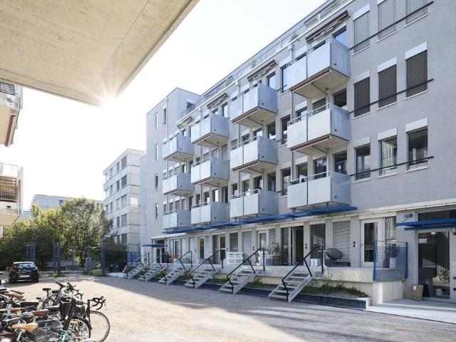 Rent a 2 ½ rooms apartment in Zürich Flatfox